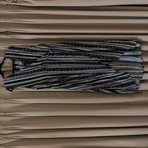 Women's Size 24 Lane Bryant Black & White Stripe Sleeveless Maxi Dress